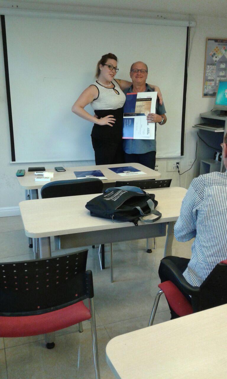 גלרייה - סיום קורס יבוא יצוא וסחר בינלאומי מחזור 206, 17 מתוך 22