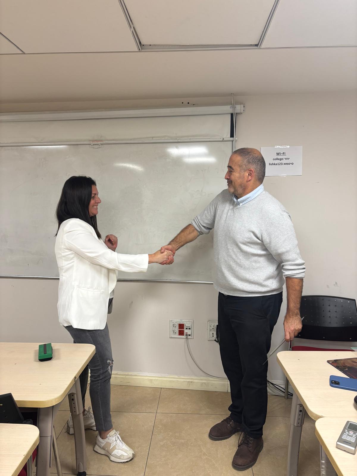 גלרייה - סיום קורס חוקיות היבוא - מחזור 1, 9 מתוך 11