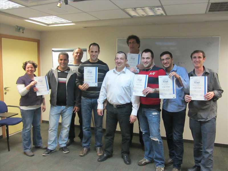 סיום קורס אומנות המכירה מחזור 35