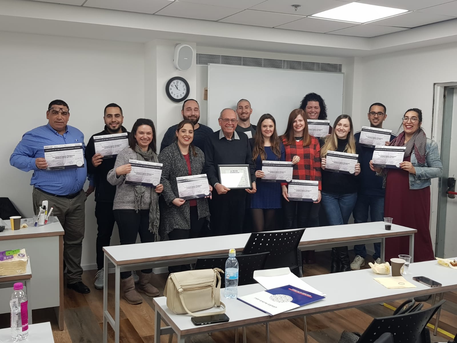 סיום קורס ניהול רכש, קניינות ולוגיסטיקה מחזור 96