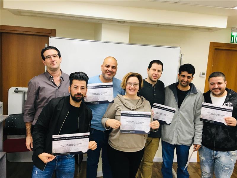 סיום קורס ניהול רכש קניינות ולוגיסטיקה מחזור 105