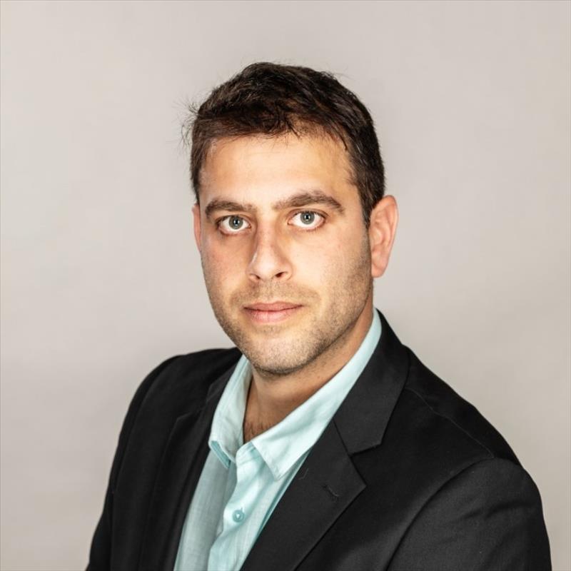 רן בולדור - מרצה בקורס יבוא יצוא ויצור, מסין ואל סין