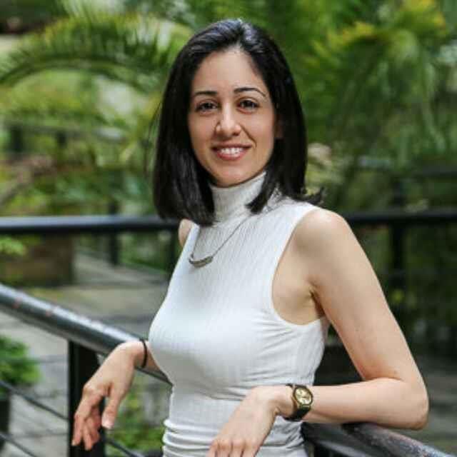 יעל פרג'ון - מרצה בקורס יבוא יצוא ויצור, מסין ואל סין