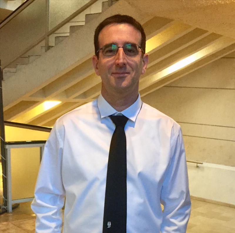 קורס ניהול רכש קניינות ולוגיסטיקה - מדברים עם עו"ד גיל שמידוב מרכז הקורס